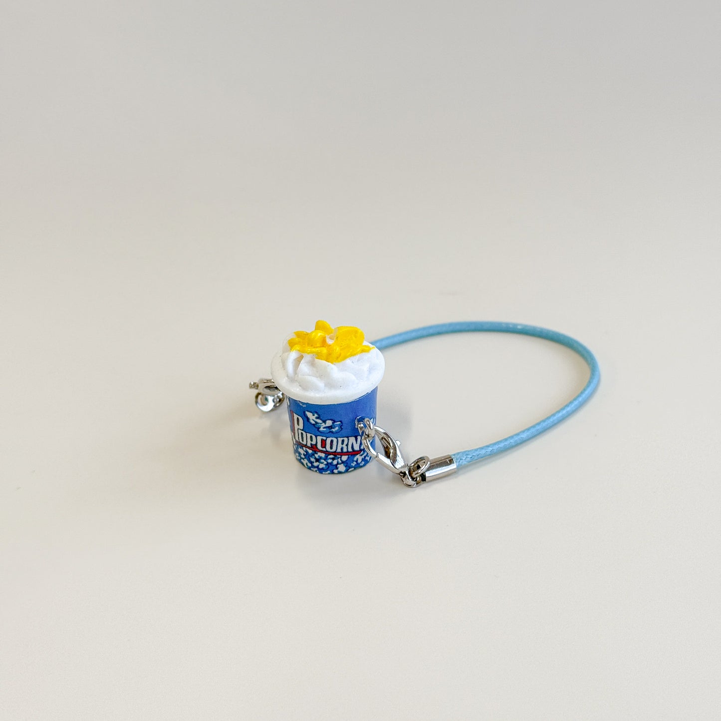 Labubu Popcorn Charm – Mini Popcorn Bucket Accessory